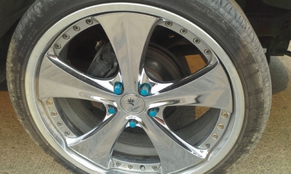 ขายล้อ 20 8"      japan พร้อมยาง dunlop กับ zeetex สวยๆเลยครับ