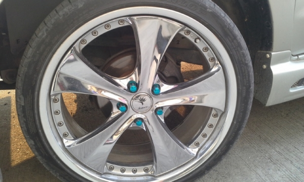 ขายล้อ 20 8"      japan พร้อมยาง dunlop กับ zeetex สวยๆเลยครับ