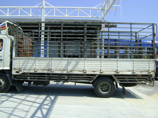 ขายกะบะ FC 4J  ยาว 5.60 เมตร  สภาพพร้อมใช้งาน