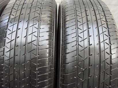 ขายยาง BRIDGESTONE ER33 215/60/16 ปี11 (1ชุด) ราคา 3,200 ดูของแถวปากเกร็ด สนใจติดต่อ 090-676-4651 เบียร์