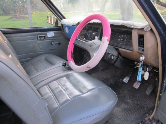 Mitsubishi L200 เฉินหลงเบนซิน 4ขอ ปี 1979 Mitsubishi L200 เฉินหลงเบนซิน 4ขอ ปี 1979