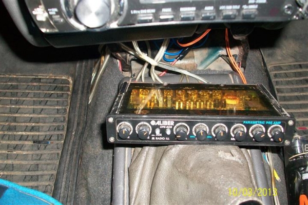 ปรี caliber 4 แบรน เสียงดีครับ ใช้ได้ปกติ 700+ems