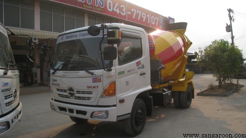 รับต่อรถโม่ปูน 4 คิว