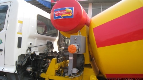 รับต่อรถโม่ปูน 4 คิว