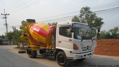 รับต่อรถโม่ปูน 4 คิว