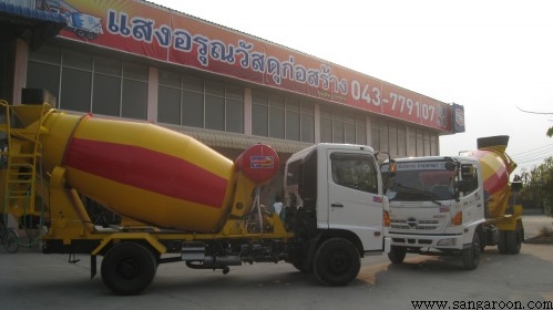 รับต่อรถโม่ปูน 4 คิว