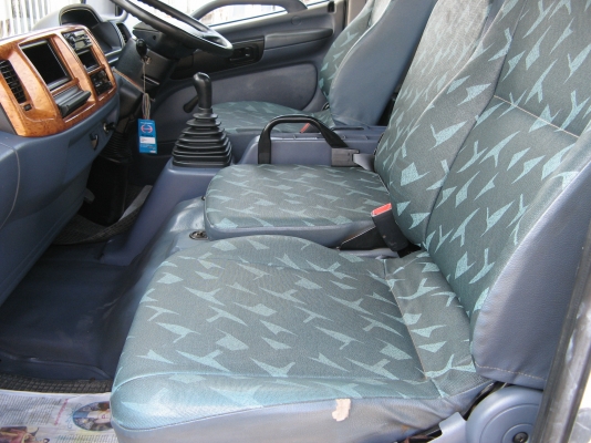 ขาย 6 ล้อฮีโน่ เมก้าเครน Super Z 3 ตันท้อง V 175 แรง ยาว 5.80 ม. ปี 2005 สภาพสวยจัดกว่า 90\% เครื่องแน่น คัสซีสวยกิ๊ป รถใช้น้อย วิ่ง 8X,XXX โล พร้อมใช้ สนใจชมรถก่อนได้ครับ