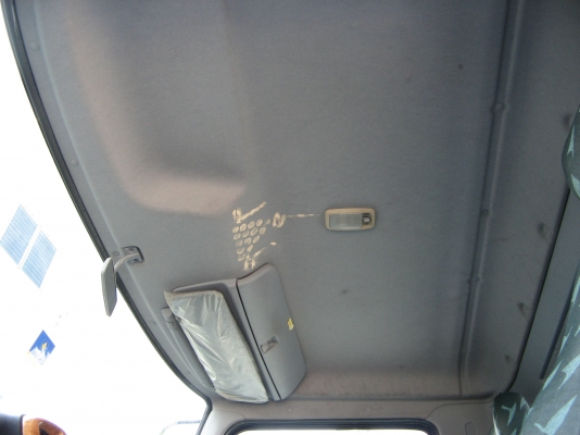 ขาย 6 ล้อฮีโน่ เมก้าเครน Super Z 3 ตันท้อง V 175 แรง ยาว 5.80 ม. ปี 2005 สภาพสวยจัดกว่า 90\% เครื่องแน่น คัสซีสวยกิ๊ป รถใช้น้อย วิ่ง 8X,XXX โล พร้อมใช้ สนใจชมรถก่อนได้ครับ