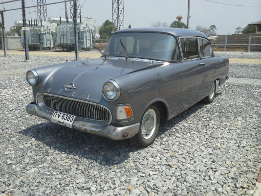 ลดราคาครับ ต้องการใช้เงินขายople rekord 2 ประตู วางเครื่อง 3 s auto ทะเบียนต้องจดใหม่ใช้เงิน 5000จดใหม่ครับ