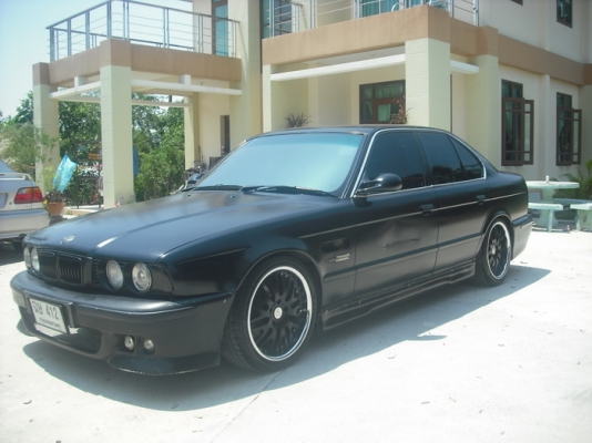 ขายBMW525i ราคา139,000บาท ขายBMW525i ราคา139,000บาท