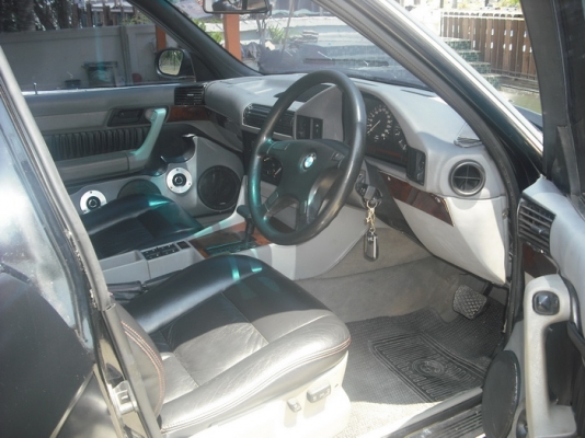 ขายBMW525i ราคา139,000บาท ขายBMW525i ราคา139,000บาท