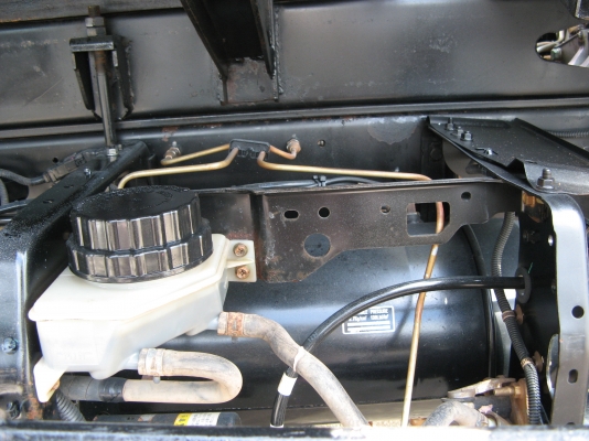 ขาย 6 ล้อ ฮีโน่เมก้า 150 แรง  4 ม. ปี 2007 สภาพดี เครื่องแน่น คัสซีสวย พร้อมใช้งาน ชมรถก่อนได้ครับ สนใจติดต่อได้ที่  081-9425443