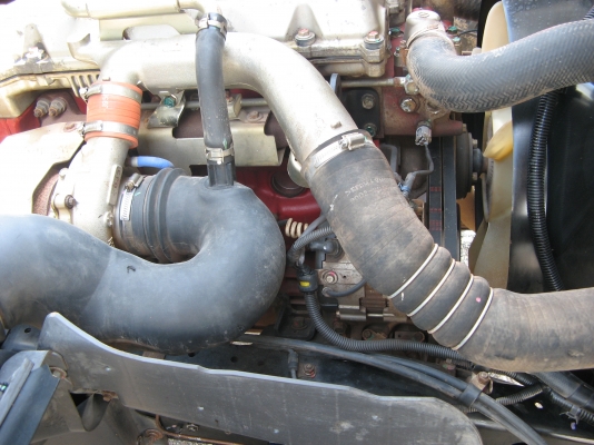 ขาย 6 ล้อ ฮีโน่เมก้า 150 แรง  4 ม. ปี 2007 สภาพดี เครื่องแน่น คัสซีสวย พร้อมใช้งาน ชมรถก่อนได้ครับ สนใจติดต่อได้ที่  081-9425443