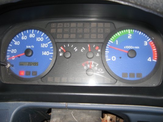 ขาย 6 ล้อ ฮีโน่เมก้า 150 แรง  4 ม. ปี 2007 สภาพดี เครื่องแน่น คัสซีสวย พร้อมใช้งาน ชมรถก่อนได้ครับ สนใจติดต่อได้ที่  081-9425443