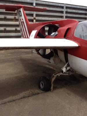 ขายใบพัดเครื่องบิน Bird Dog และ เครื่องยนต์ ของแท้