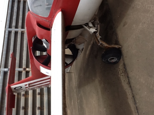 ขายใบพัดเครื่องบิน Bird Dog และ เครื่องยนต์ ของแท้