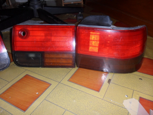 ไฟท้ายสั้น ตาเพรช 1ชุด 1200 บาท