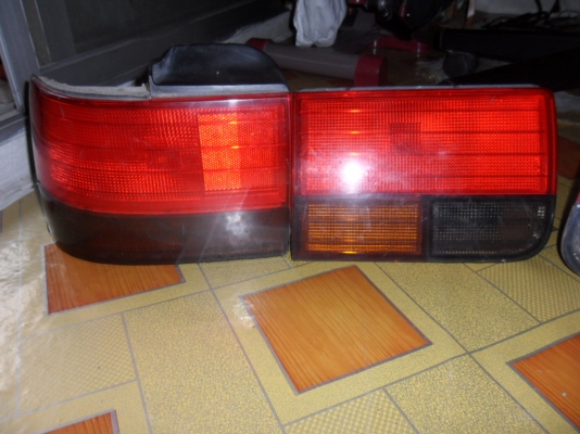 ไฟท้ายสั้น ตาเพรช 1ชุด 1200 บาท