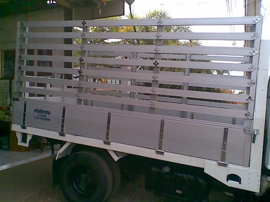 ขาย 6 ล้อเล็กอีซูซู NKR การ์ตูนตาเฉียง เครื่องยนต์ 140 แรง กะบะมิเนียม มีข้างเสริม