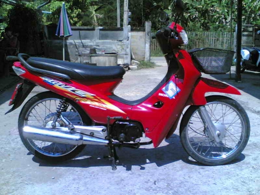 ขายฮอนด้าเวฟ 100 เล่มทะเบียนพร้อมชุดโอน รถปี 45 ทะเบียนขาดปี 55ขาย 15900 บาท