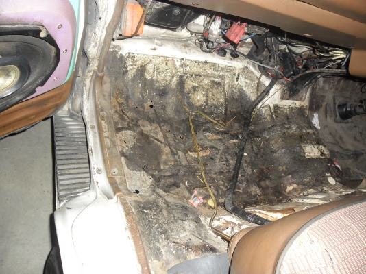 -ขายตู้มาสด้า