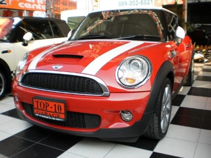 MINI COOPERS 1.6 A/T สีแดง R56 MINI COOPERS 1.6 A/T สีแดง R56