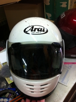 ขายหมวก Arai / Shoei ของแท้ราคาถูก ครับ ขายหมวก Arai / Shoei ของแท้ราคาถูก ครับ