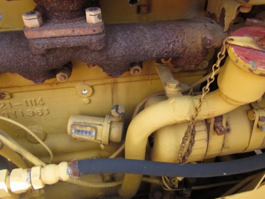 ขาย-รถแทรกเตอร์ (Tractor) KOMATSU D2-3 ของเก่าญี่ปุ่นแท้ สภาพดี เหมือนใหม่ทีเดียว พร้อมใช้งานทันทีครับ ขาย-รถแทรกเตอร์ (Tractor) KOMATSU D2-3 ของเก่าญี่ปุ่นแท้ สภาพดี เหมือนใหม่ทีเดียว พร้อมใช้งานทันทีครับ