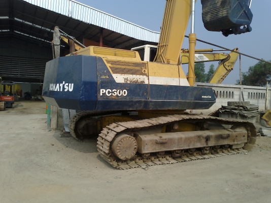 ขาย Komatsu PC 300 รุ่น 5 ขาย Komatsu PC 300 รุ่น 5