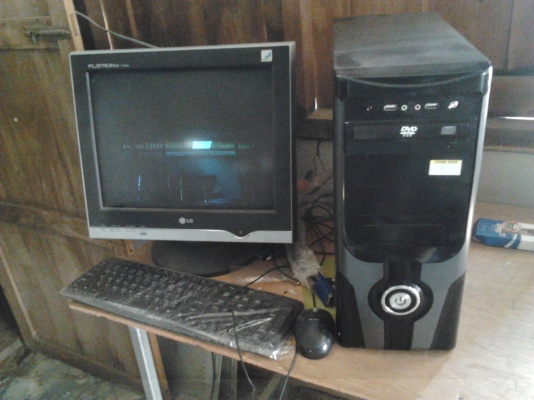 ขายคอมถูกๆ pentium 3.0 D /1G/ 80G