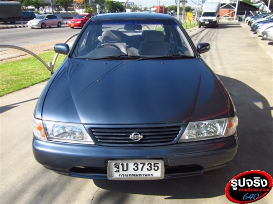 NISSAN SALOON ปี 1995 เกียร์ออโต้ ดาวน์ 10,000 บาท