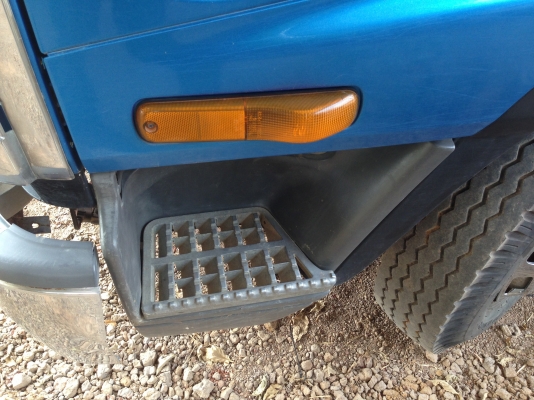 ISUZU DECA 195 HP 6HE1 หกล้อดั๊มพ์ รุ่นท็อปสุดสวยสุด สภาพดีสวยจัดพร้อมชุดแต่งเต็มคัน ภายในสวยครบ เครื่องเสียง แอร์เย็น พ.เพาเวอร์ ก.ไฟฟ้า เบรคทริ๊ปฟี้ กระบะดั๊มพ์เหล็ก 6 ตันยิงหน้่า ช่วงล่างใหญ่คัชซีสวย ยาง 8.25 ขอบ 16 พร้อมบรรทุกพร้อมใช้งาน เอกสารทะเบียน