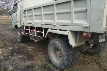 6ล้อดั้ม5คิว HINO FBเครื่องWO4D-120แรงม้า Fหน้าหลัง