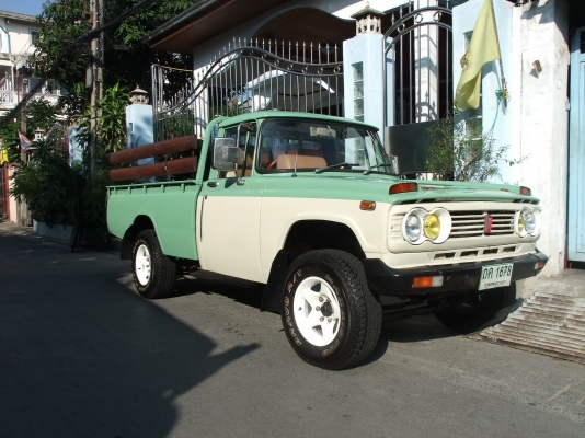 Toyota stout 1jz-ge a/t lpg/mixer Toyota stout 1jz-ge a/t lpg/mixer