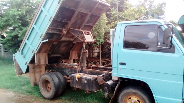 ขาย อิซุซุ NKR88  260000  ครับ