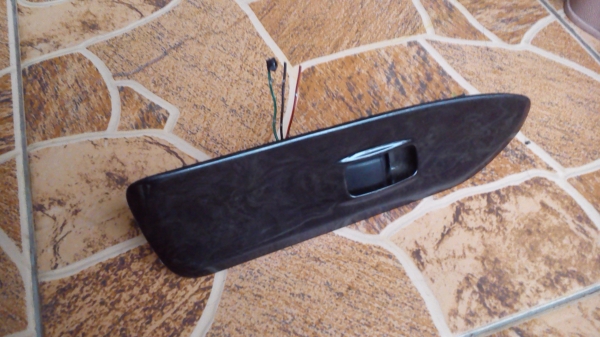 สวิทช์กดกระจก ฝั่งซ้าย Mitsubishi Lancer Cedia สวิทช์กดกระจก ฝั่งซ้าย Mitsubishi Lancer Cedia