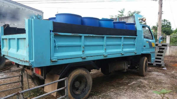 รถอีซูซุ 6 ล้อดั้ม NKR 88 แรงม้า. ปี 32.     สนใจติดต่อ  081 - 6079515