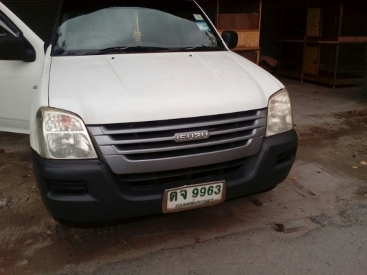 ISUZU  ปี2005  เครื่อง2500 พาวเวอร์  เครื่องดี เเชสซีสวย ช่วงล่างดี เอกสารครบ รถยังสภาพพร้อมใช้งานรถสีเดิมบางไม่เคยทำ  รถมีประกันชั้น1 ยังเหลือคับเคลมได้ตามใจชอบคับ  087-6835269  0936423105