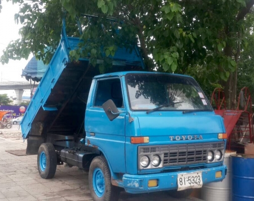รถบรรทุก4ล้อ ดั้มซ์พร้อมใช้งานบรรทุกได้เยอะเครื่องแน่นดี มีเล่มทะเบียนชุดโอนพร้อม  สอบถามได้ครับ
