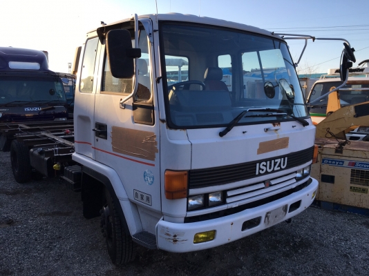 ISUZU หัวแชทซี เครื่อง6BG1  175แรงม้า