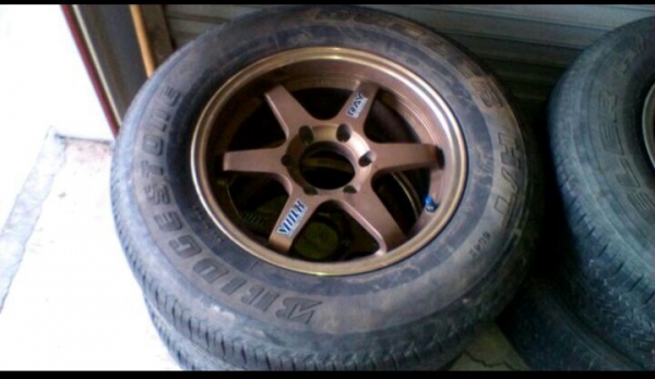 ล้อแม็ค6รู17นิ้ว พร้อมยางทั้งชุด4วง