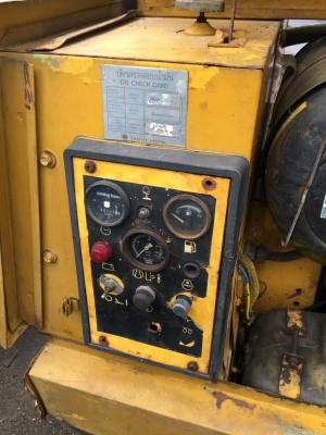 ขาย Atlas copco XA 90 พร้อมใช้งานลม 180 CFM สนใจ 0909527888 โจ้