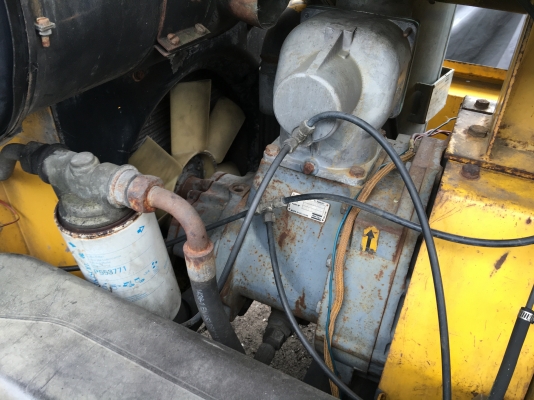 ขาย Atlas copco XA 90 พร้อมใช้งานลม 180 CFM สนใจ 0909527888 โจ้