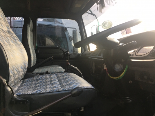 12ล้อเพลาเดียวดั้มเกษตร **อู่ซุ่นชัยนครปฐม**