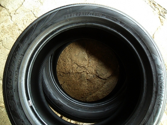 ยาง17  โยโกฮาม่า225-50-R17 ลงพื้นปลายปี15 (4เส้น 4,400)