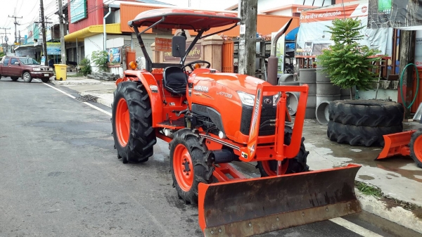 รถแทรกเตอร์มือสอง Kubota L4708 รถแทรกเตอร์มือสอง Kubota L4708