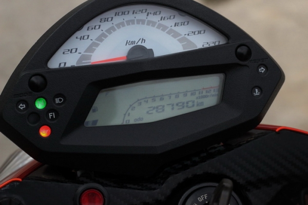 <เอิร์ท พิดโลก> Er6n 2009 สภาพสวยราคาไม่แรง แต่งล้นๆ <เอิร์ท พิดโลก> Er6n 2009 สภาพสวยราคาไม่แรง แต่งล้นๆ