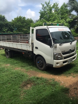 ขายHino150แรง. ออกป้ายแดง วิ่ง6หมืนkm. สภาพสวยมากๆๆพร่อมใช้ ขายHino150แรง. ออกป้ายแดง วิ่ง6หมืนkm. สภาพสวยมากๆๆพร่อมใช้