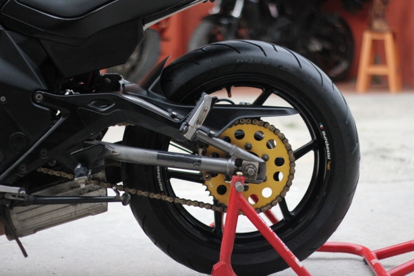 <เอิร์ท พิดโลก>er6n ปี2012 สภาพสวยไม่แพง