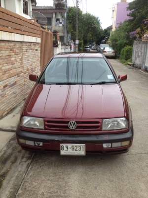 ขายvolkswage vento สีแดง ปี94เครืองเดิม1800 เกียร์ออโต้ เซ็นทัลล็อค แอร์เย็น ใช้ใด้2ระบบ น้ำมัน+แก็สLPG  1วิทยุ SONY cdx usb ลำโพง6ตัว หน้าหลัง 2แม็กBBSขอบ16 ยาง195 45 16 4เส้น 3ท่อแท้เลสปากกว้าง4.5นิ้ว  4 มีออยเกียร์ระบายความร้อน สภาพพร้อมใช้  ทะเบียนเต็